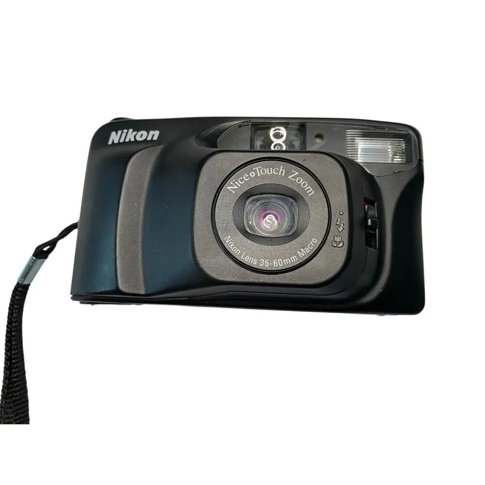 Nikon Nice Touch Zoom 35mm Point And Shoot Camera With Case 35-60mm Macro Black